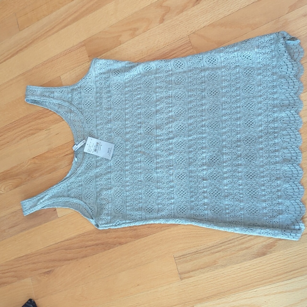 Nwt tank bke